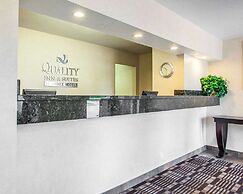 Quality Inn & Suites Ankeny - Des Moines