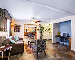 Quality Inn & Suites Ankeny - Des Moines