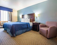 Quality Inn & Suites Ankeny - Des Moines