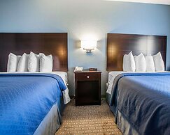 Quality Inn & Suites Ankeny - Des Moines