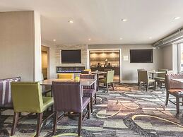 La Quinta Inn & Suites by Wyndham Atlanta Midtown - Buckhead