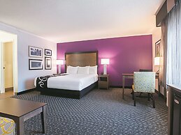 La Quinta Inn & Suites by Wyndham Atlanta Midtown - Buckhead