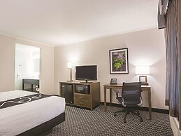La Quinta Inn & Suites by Wyndham Atlanta Midtown - Buckhead
