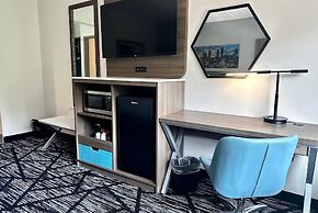 La Quinta Inn & Suites by Wyndham Atlanta Roswell