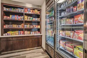 La Quinta Inn & Suites by Wyndham Atlanta Roswell