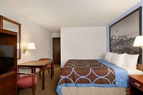 Super 8 by Wyndham Portland ME