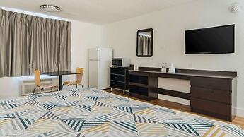 Motel 6 Addison, TX - Dallas