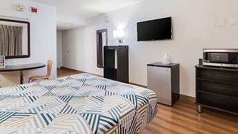 Motel 6 Addison, TX - Dallas