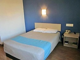 Motel 6 Kokomo, IN