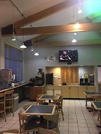 Super 8 by Wyndham Helena