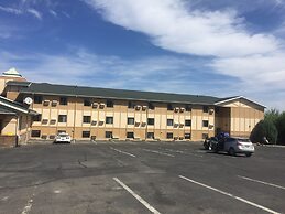 Super 8 by Wyndham Helena