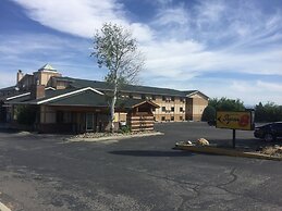 Super 8 by Wyndham Helena