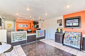 Motel 6 Oakland, CA - Embarcadero