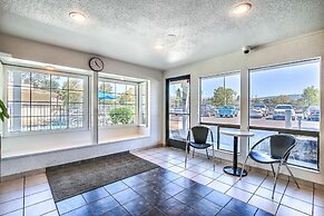 Motel 6 Oakland, CA - Embarcadero