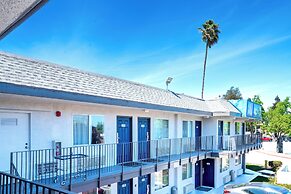 Motel 6 Pleasanton, CA