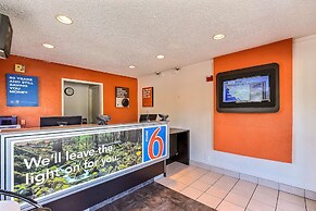 Motel 6 Pleasanton, CA