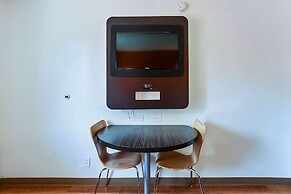 Motel 6 Pleasanton, CA