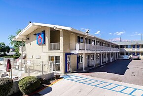 Motel 6 Colorado Springs, CO