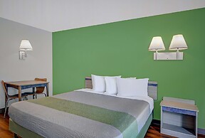 Motel 6 Tallahassee, FL - Downtown