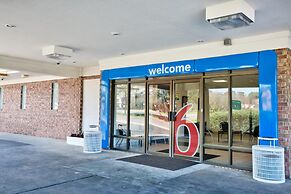 Motel 6 Tallahassee, FL - Downtown