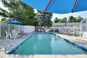 Motel 6 Nashua, NH - North