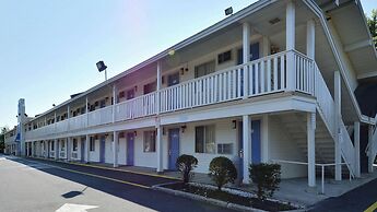 Motel 6 Nashua, NH - North
