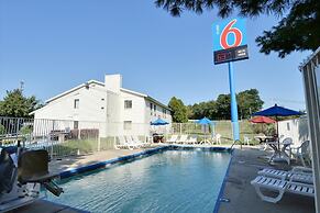 Motel 6 Nashua, NH - North