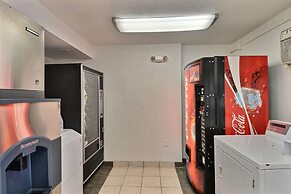 Motel 6 Nashua, NH - North