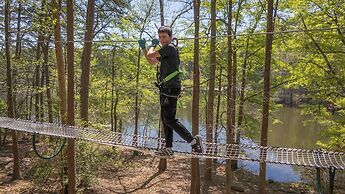 Atlanta Evergreen Lakeside Resort