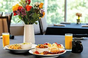 Atlanta Evergreen Lakeside Resort