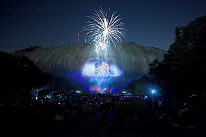 Atlanta Evergreen Lakeside Resort