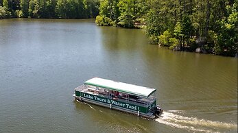 Atlanta Evergreen Lakeside Resort