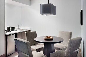 Atlanta Evergreen Lakeside Resort