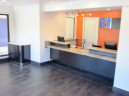 Motel 6 Fairfield, CA - Napa Valley