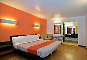 Motel 6 Fairfield, CA - Napa Valley