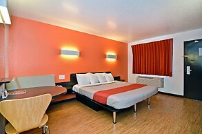 Motel 6 Fairfield, CA - Napa Valley