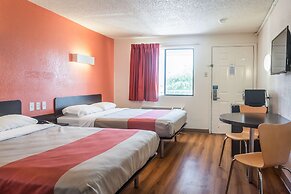 Motel 6 Mesquite, TX - Rodeo - Convention Ctr