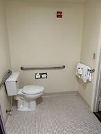 La Quinta Inn & Suites by Wyndham Orlando South