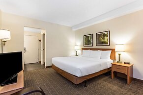 La Quinta Inn & Suites by Wyndham Orlando South