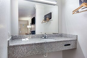 Motel 6 Marshall, TX