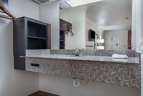 Motel 6 Marshall, TX