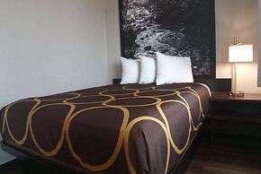 Super 8 by Wyndham Greeley