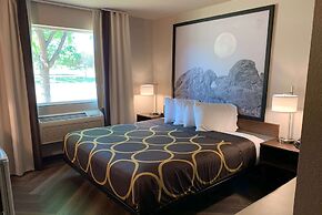 Super 8 by Wyndham Greeley