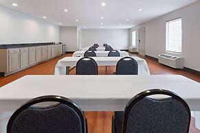 Days Inn by Wyndham Americus