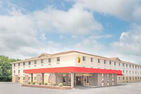 Super 8 by Wyndham Terre Haute