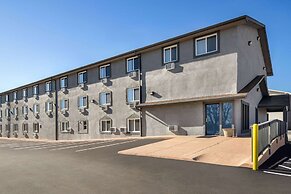 Super 8 by Wyndham Columbus/Edinburgh