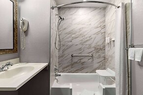 Super 8 by Wyndham Columbus/Edinburgh