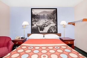 Super 8 by Wyndham Warner Robins