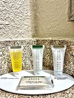 Days Inn by Wyndham Melbourne