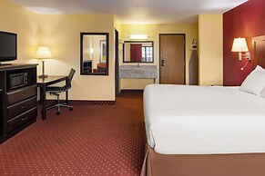 Baymont by Wyndham Cedar Rapids